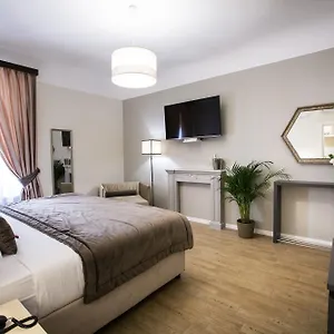 Chic & Town Luxury Nocleg ze śniadaniem