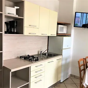  Apartment Mimosa Italien