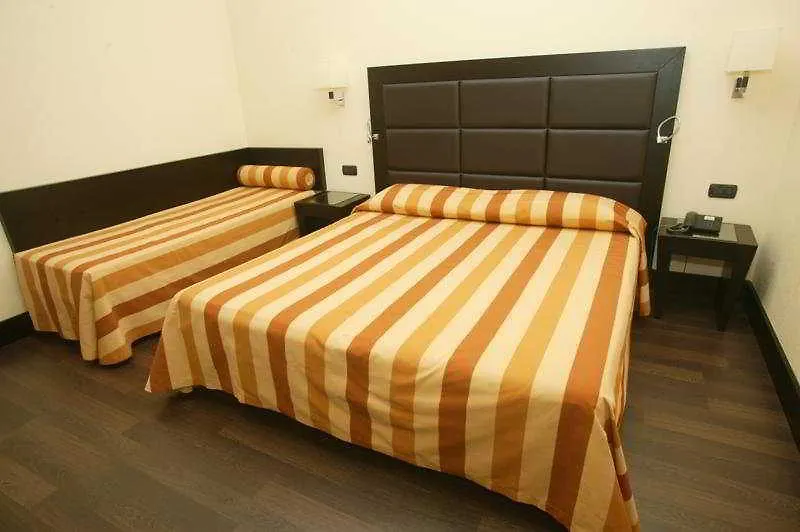 Hotel Buenos Aires Rome 3*,  Italy